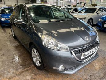Peugeot 208 1.2 VTi PureTech Style Hatchback 5dr Petrol Manual Euro 6 (82 ps