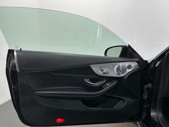 Mercedes-Benz C Class 2.0 C300 AMG Line (Premium Plus) G-Tronic+ Euro 6 (s/s) 2dr