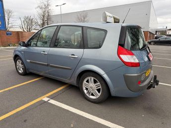 Renault Grand Scenic 2.0 VVT Privilege MPV 5dr Petrol Automatic (205 g/km, 136 bhp)