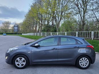 Hyundai i30 1.4 Blue Drive S Euro 6 (s/s) 5dr