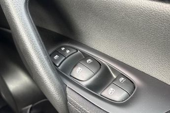 Nissan Qashqai 1.3 DIG-T (160ps) Acenta Premium