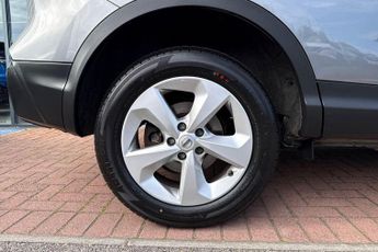 Nissan Qashqai 1.3 DIG-T (160ps) Acenta Premium