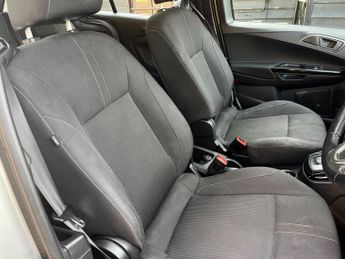 Ford B-Max 1.6 Titanium MPV 5dr Petrol Powershift Euro 5 (105 ps)