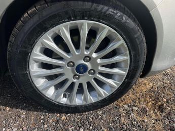 Ford B-Max 1.6 Titanium MPV 5dr Petrol Powershift Euro 5 (105 ps)