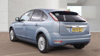 Ford Focus 1.6 Titanium 5dr