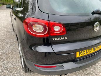 Volkswagen Tiguan 2.0 TSI Sport Auto 4WD Euro 4 5dr