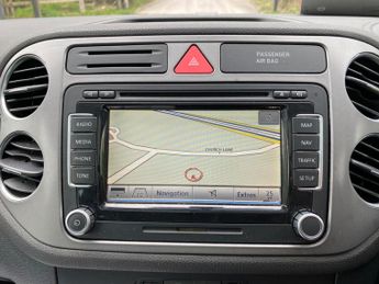 Volkswagen Tiguan 2.0 TSI Sport Auto 4WD Euro 4 5dr