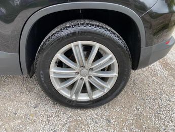 Volkswagen Tiguan 2.0 TSI Sport Auto 4WD Euro 4 5dr