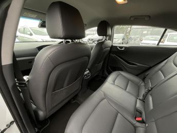 Hyundai Ioniq PREMIUM SE PHEV S-A