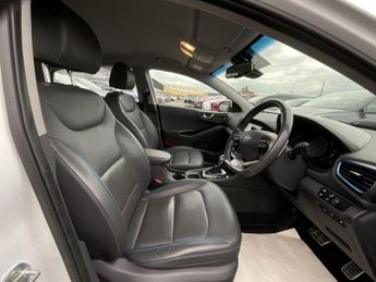 Hyundai Ioniq PREMIUM SE PHEV S-A