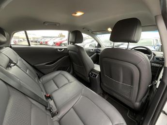 Hyundai Ioniq PREMIUM SE PHEV S-A