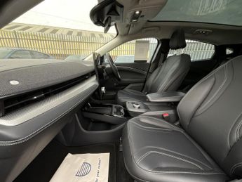 Ford Mustang Mach-E EXT RANGE RWD