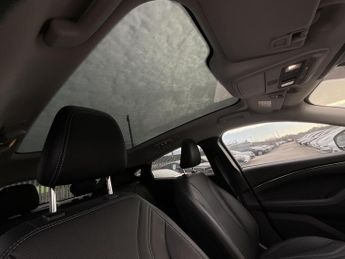 Ford Mustang Mach-E EXT RANGE RWD