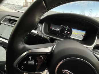 Jaguar I-Pace EV400 HSE