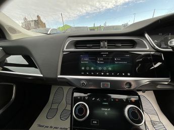 Jaguar I-Pace EV400 HSE