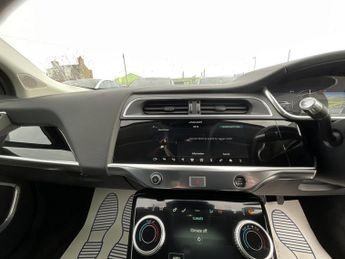 Jaguar I-Pace EV400 HSE