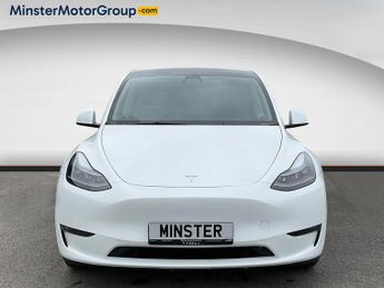 Tesla Model Y LONG RANGE AWD