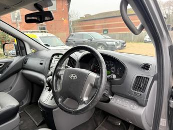 Hyundai i800 2.5 CRDi Style Auto Euro 5 5dr