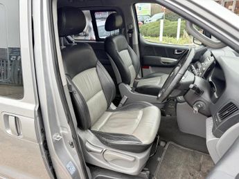 Hyundai i800 2.5 CRDi Style Auto Euro 5 5dr