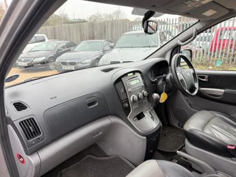 Hyundai i800 2.5 CRDi Style Auto Euro 5 5dr