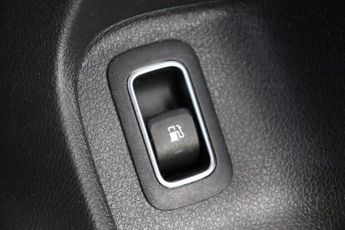 Mercedes-Benz A Class 1.3 A250e 15.6kWh AMG Line 8G-DCT Euro 6 (s/s) 4dr