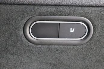 Mercedes-Benz A Class 1.3 A250e 15.6kWh AMG Line 8G-DCT Euro 6 (s/s) 4dr