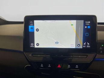 Volkswagen ID.3 Pro Performance 58kWh Family Hatchback 5dr Electric Auto (204 ps