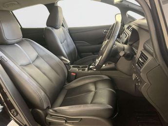 Nissan Leaf 39kWh Tekna Hatchback 5dr Electric Auto (150 ps)
