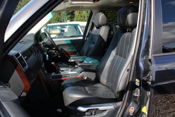 Land Rover Range Rover 3.6 TD V8 Vogue Station Wagon 5dr