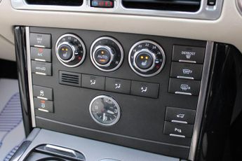 Land Rover Range Rover 3.6 TD V8 Vogue Auto 4WD Euro 4 5dr