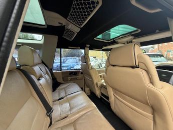 Land Rover Discovery 4.0i V8 ES Station Wagon 5dr (7 Seats)