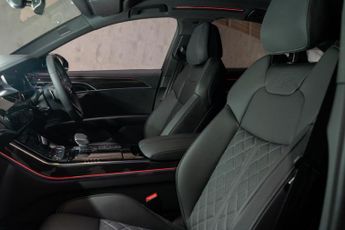 Audi A8 3.0 TDI V6 50 Black Edition Tiptronic quattro Euro 6 (s/s) 4dr