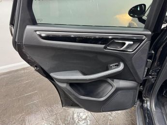 Porsche Macan 3.0 TD V6 S PDK 4WD Euro 6 (s/s) 5dr