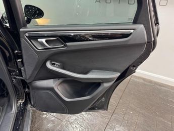 Porsche Macan 3.0 TD V6 S PDK 4WD Euro 6 (s/s) 5dr