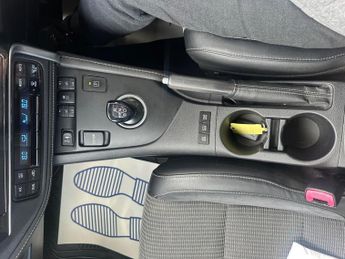 Toyota Auris 1.8 VVT-h Excel Touring Sports CVT Euro 6 (s/s) 5dr (Safety Sens