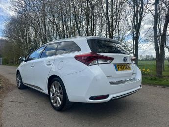 Toyota Auris 1.8 VVT-h Excel Touring Sports CVT Euro 6 (s/s) 5dr (Safety Sens
