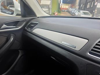Audi Q3 2.0 TDI SE S Tronic quattro Euro 5 (s/s) 5dr