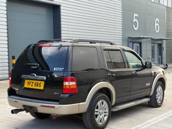 Ford Explorer 4.6 V8