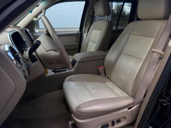 Ford Explorer 4.6 V8