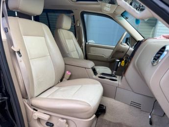 Ford Explorer 4.6 V8