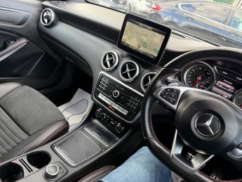 Mercedes-Benz A Class 2.1 A200d AMG Line (Premium) 7G-DCT Euro 6 (s/s) 5dr