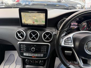 Mercedes-Benz A Class 2.1 A200d AMG Line (Premium) 7G-DCT Euro 6 (s/s) 5dr