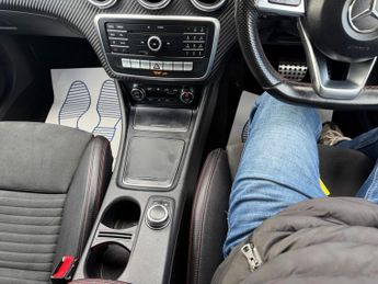 Mercedes-Benz A Class 2.1 A200d AMG Line (Premium) 7G-DCT Euro 6 (s/s) 5dr
