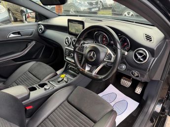 Mercedes-Benz A Class 2.1 A200d AMG Line (Premium) 7G-DCT Euro 6 (s/s) 5dr