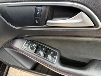 Mercedes-Benz A Class 2.1 A200d AMG Line (Premium) 7G-DCT Euro 6 (s/s) 5dr