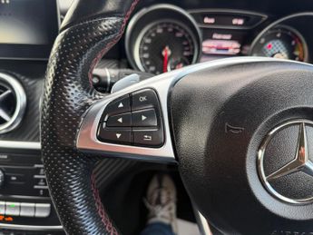 Mercedes-Benz A Class 2.1 A200d AMG Line (Premium) 7G-DCT Euro 6 (s/s) 5dr