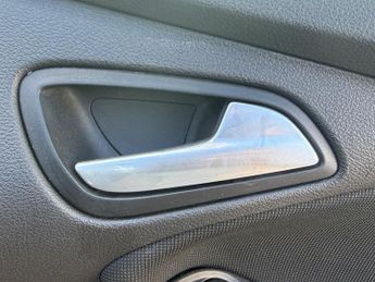 Ford Focus 1.6 TDCi Zetec S Euro 5 (s/s) 5dr