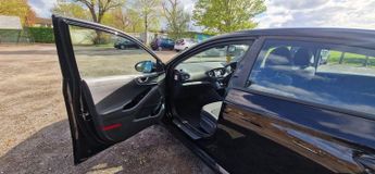 Hyundai IONIQ 1.6 h-GDi SE DCT Euro 6 (s/s) 5dr