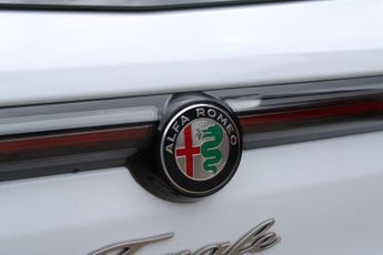 Alfa Romeo Tonale 1.5 VGT MHEV Ti DCT Euro 6 5dr