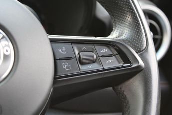 Alfa Romeo Tonale 1.5 VGT MHEV Ti DCT Euro 6 5dr